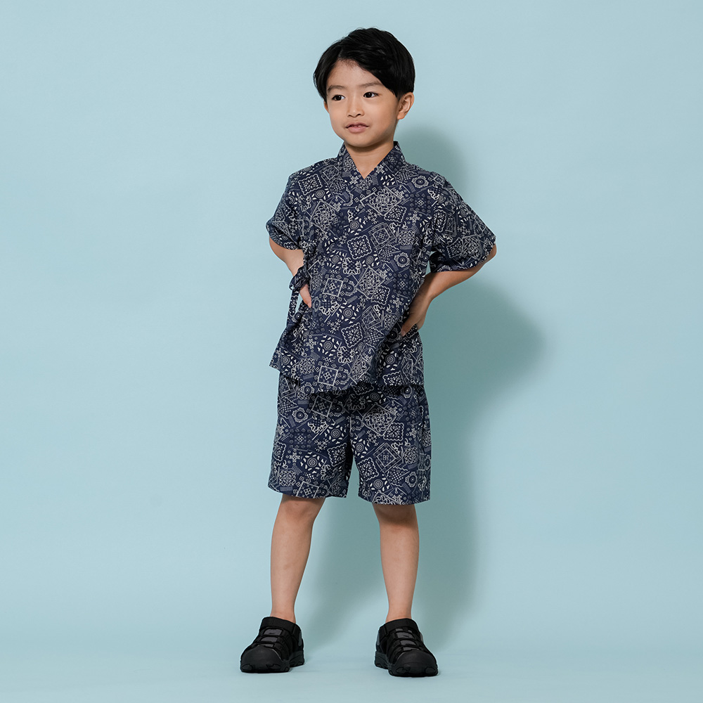 ネイビーバンダナ