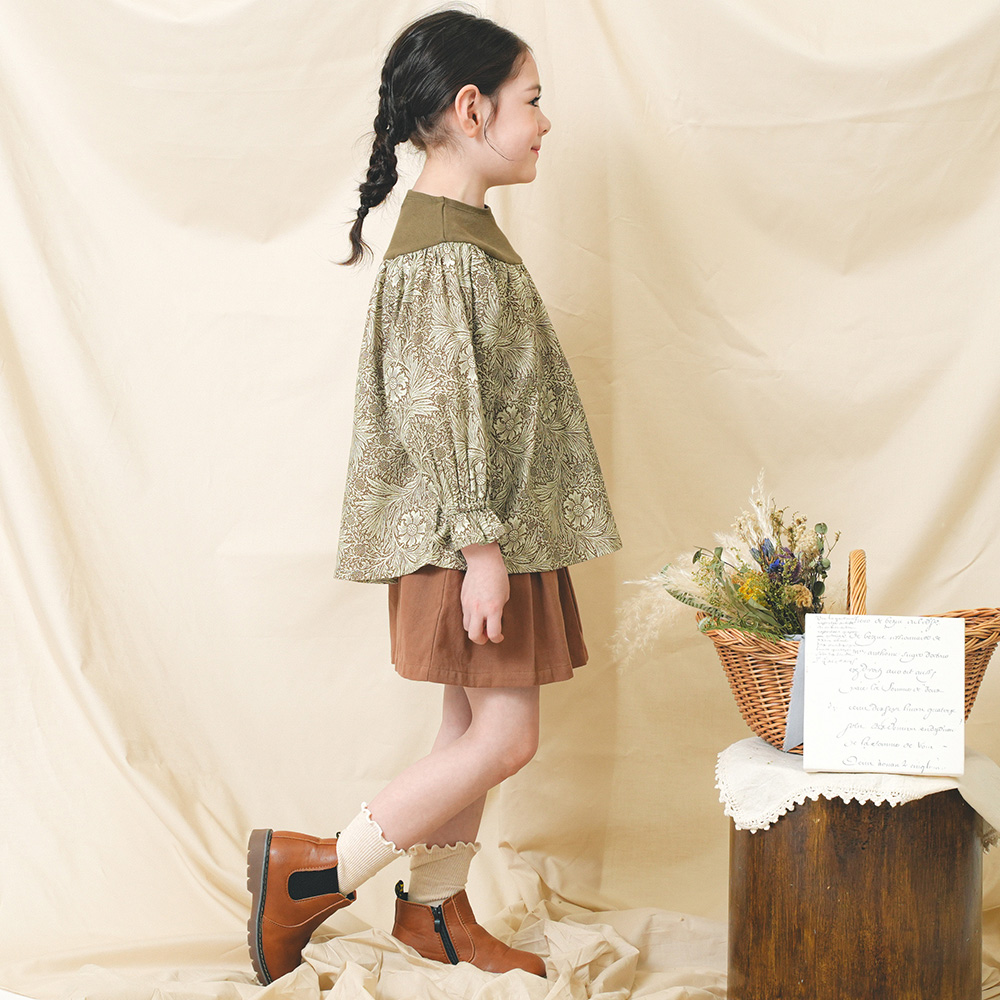 カーキフラワー