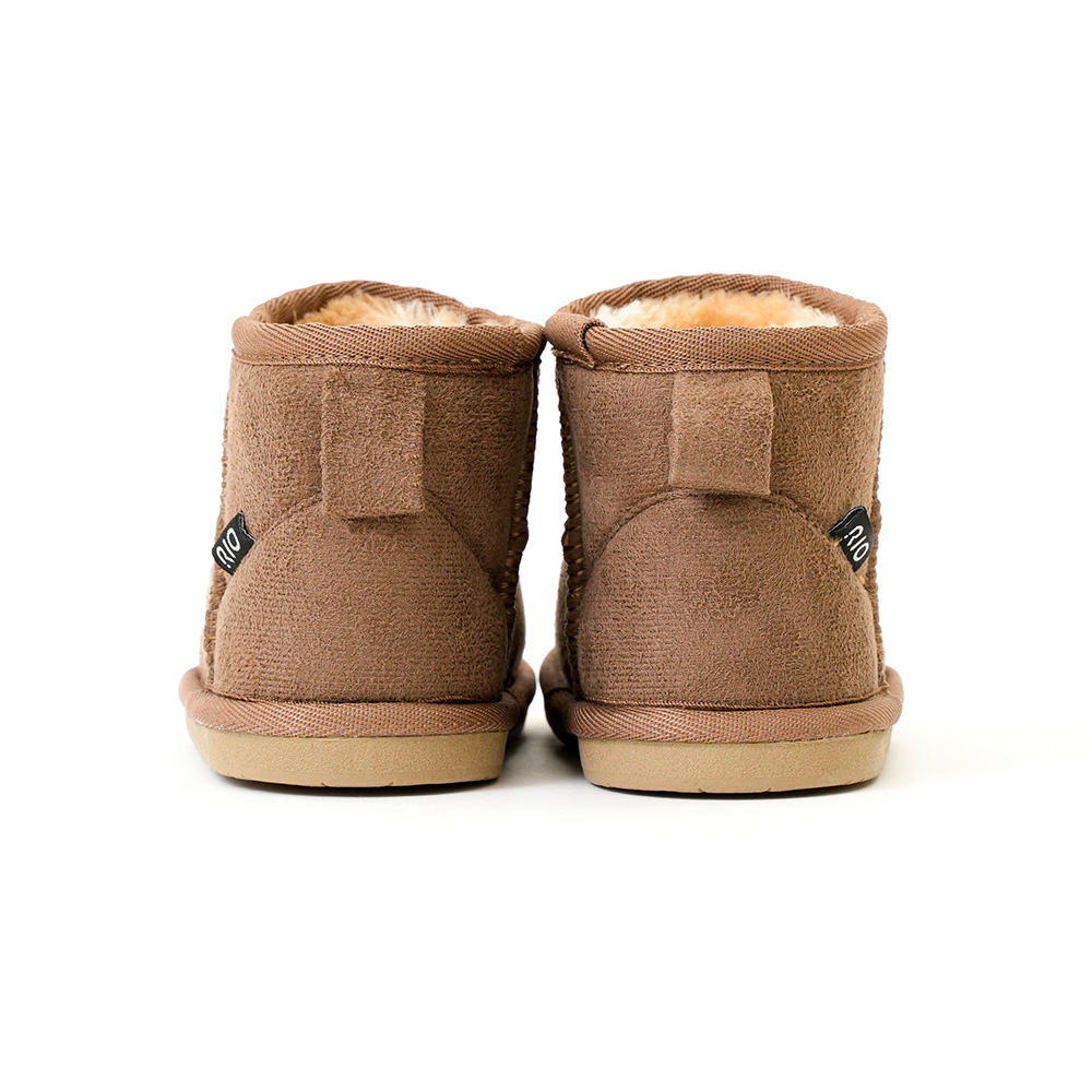 ダークブラウン