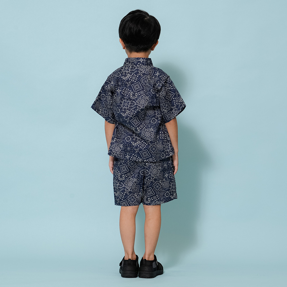 ネイビーバンダナ