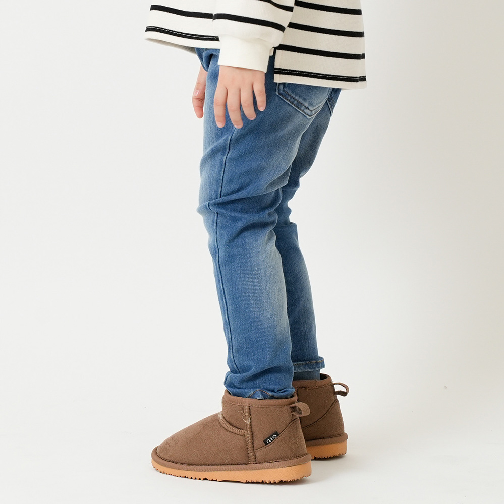 ダークブラウン