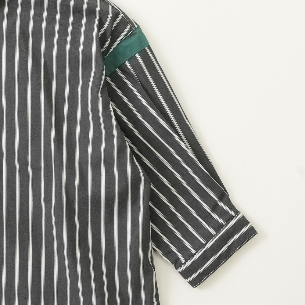 チャコールストライプ