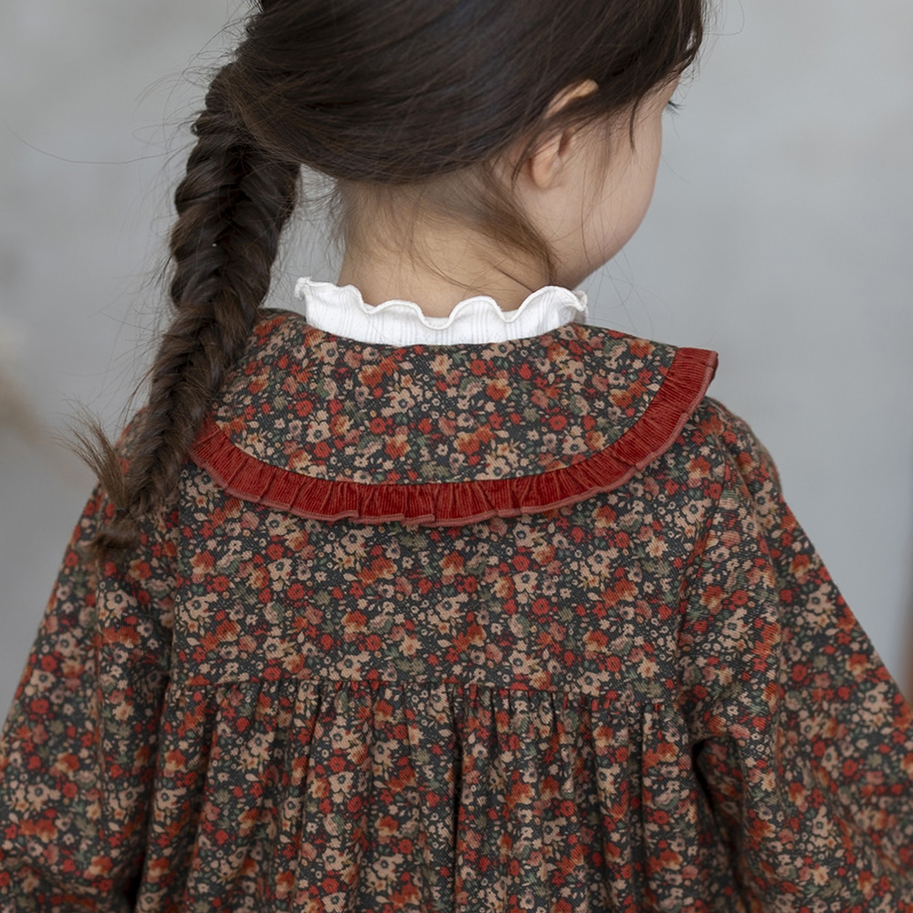 レッドフラワー