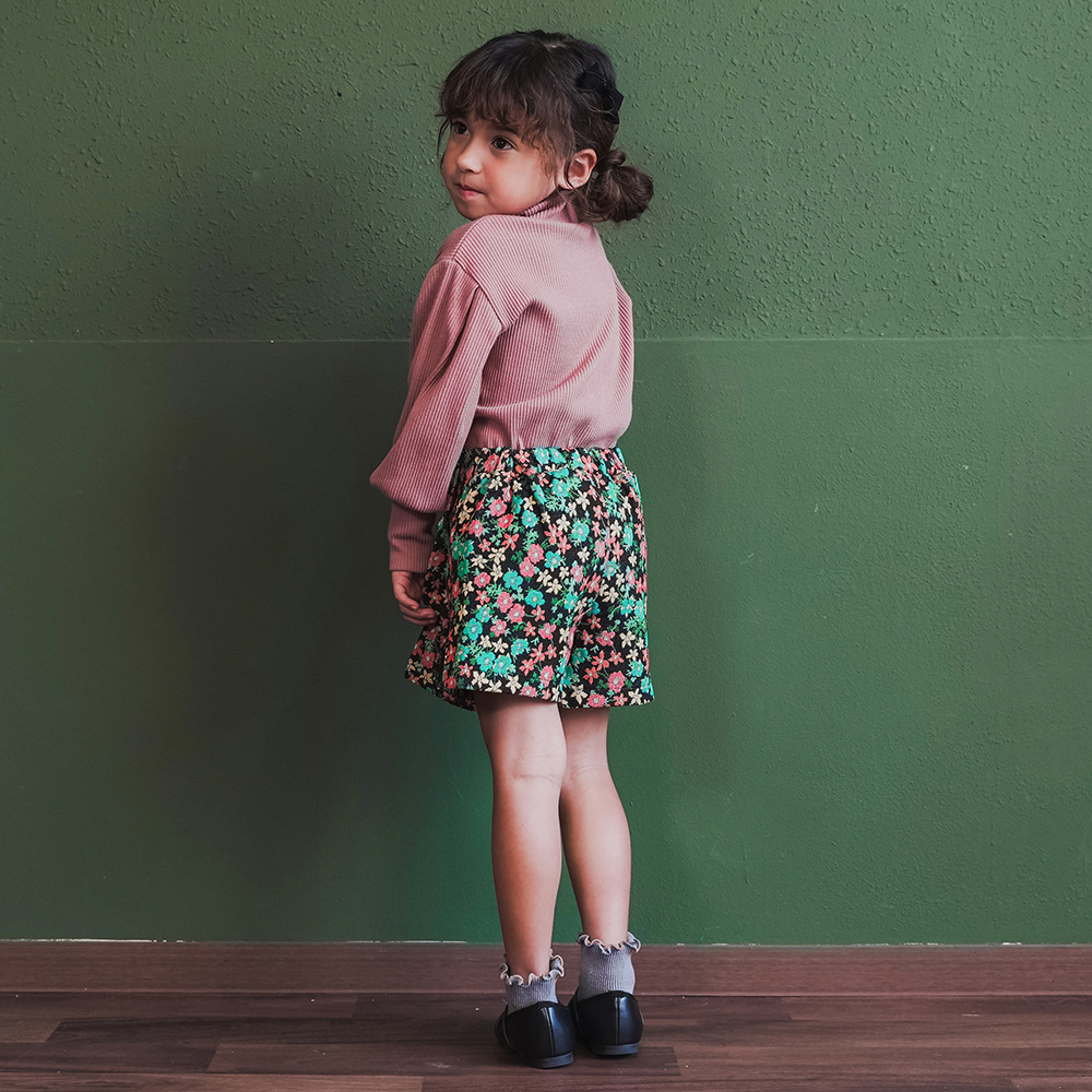 ブラックフラワー