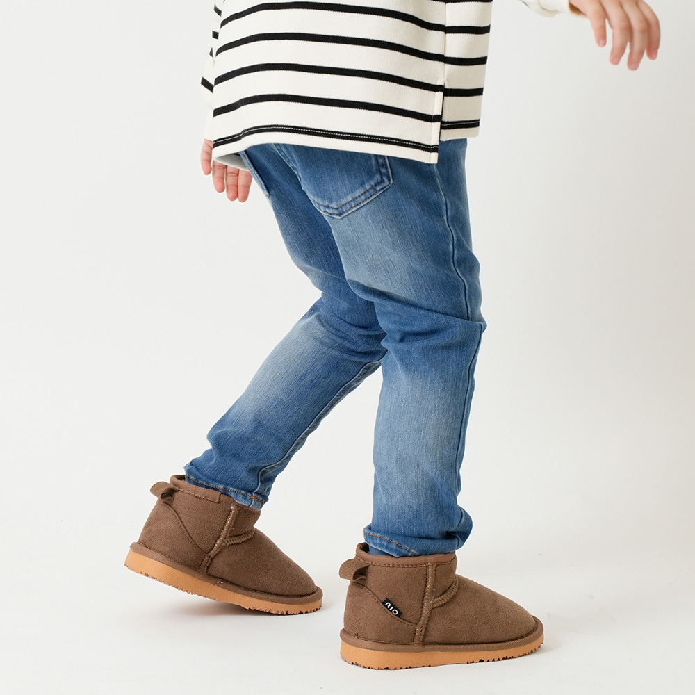 ダークブラウン