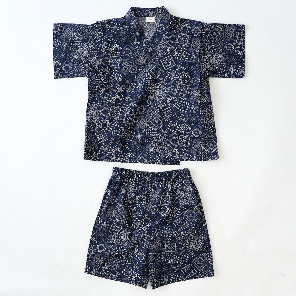 ネイビーバンダナ