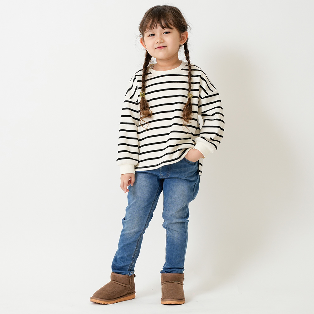 ダークブラウン