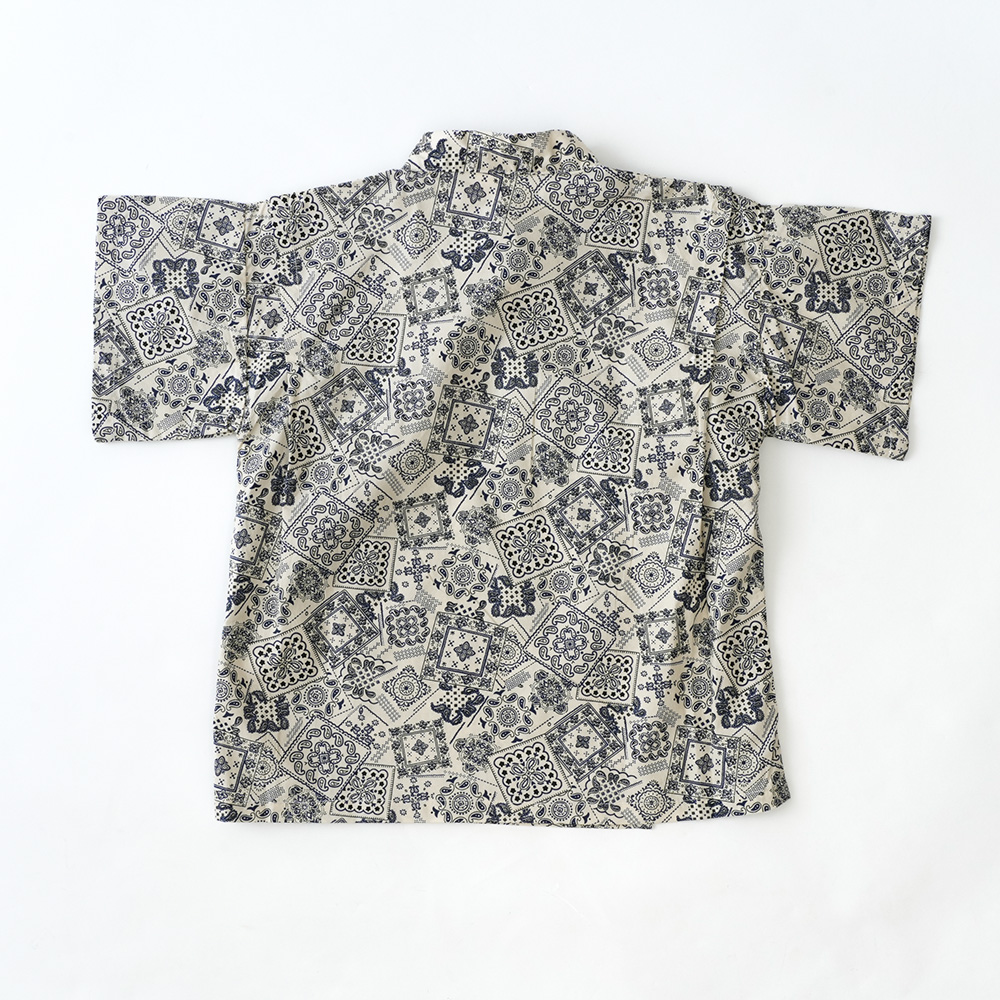 アイボリーペイズリー