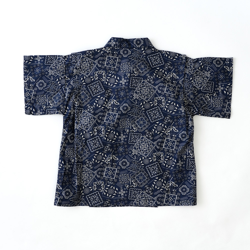 ネイビーバンダナ