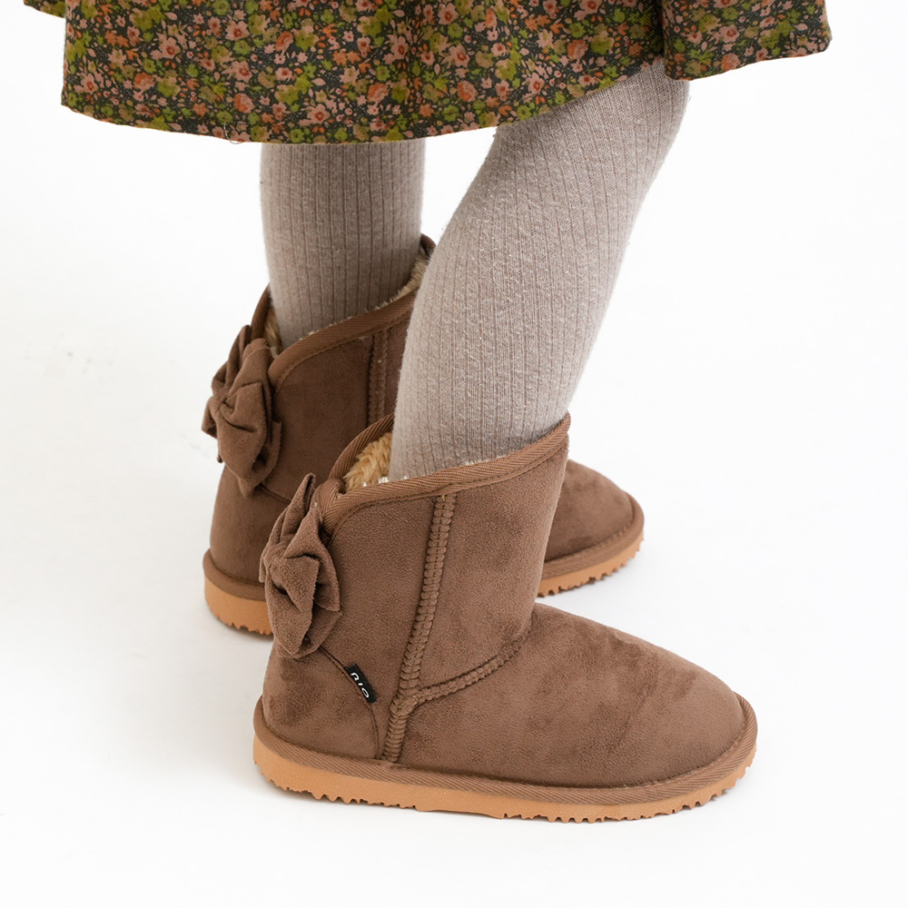 ダークブラウン