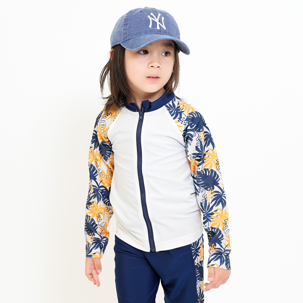 アイボリー×ネイビー