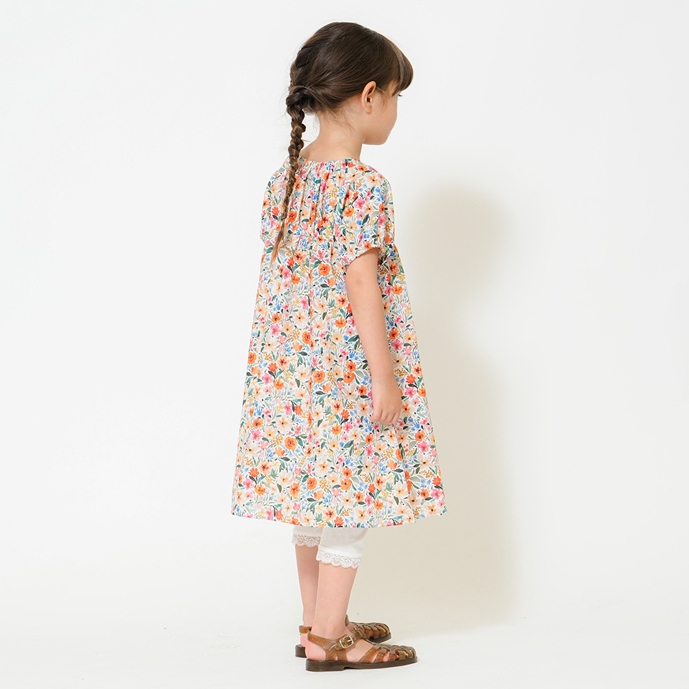 レッドフラワー