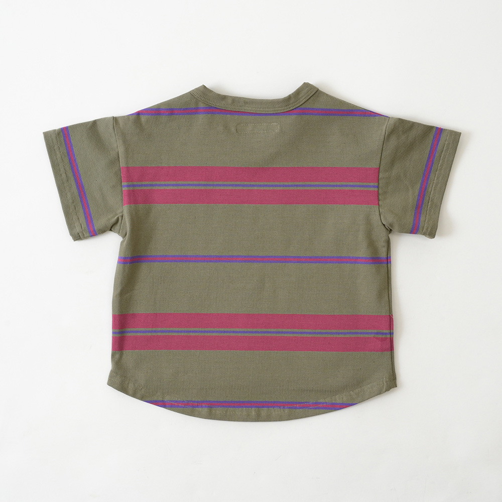 カーキベージュ