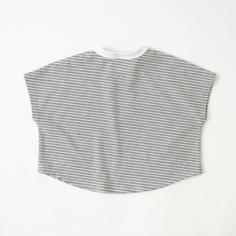 モクグレー×オフ白