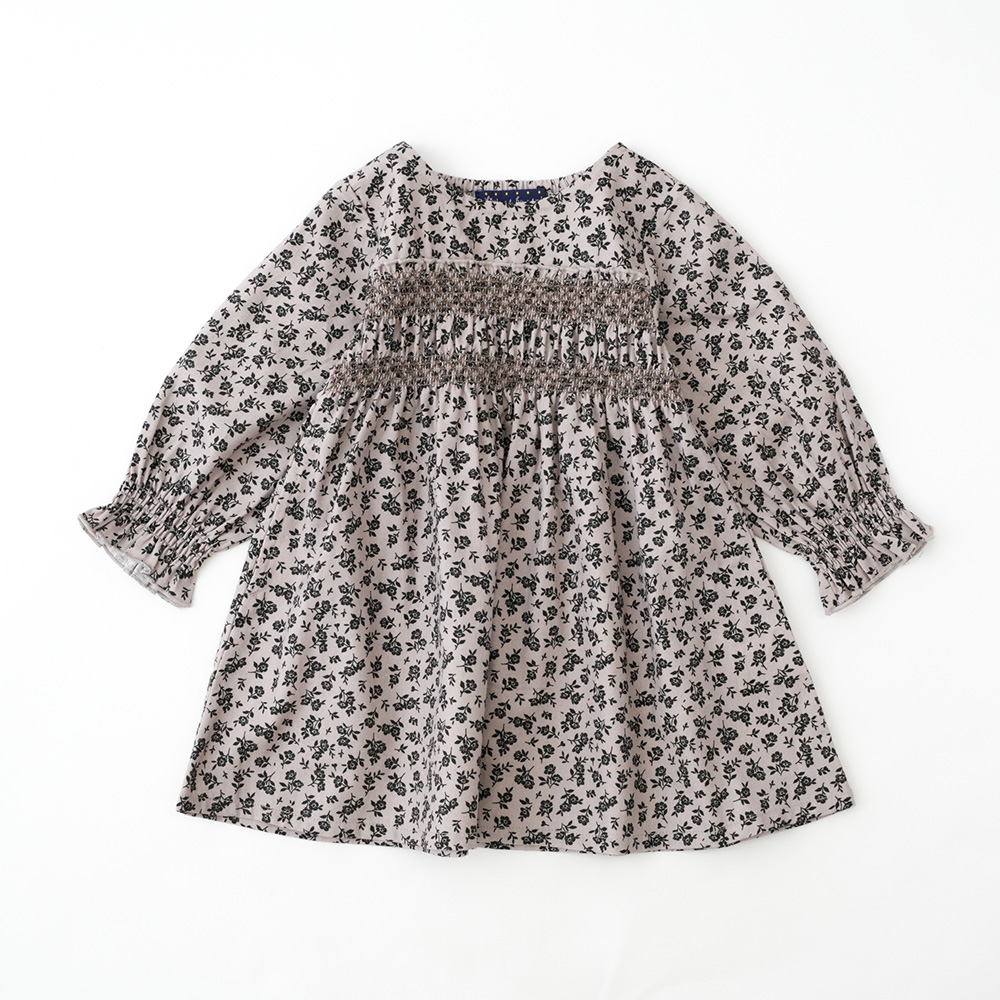 ベージュフラワー