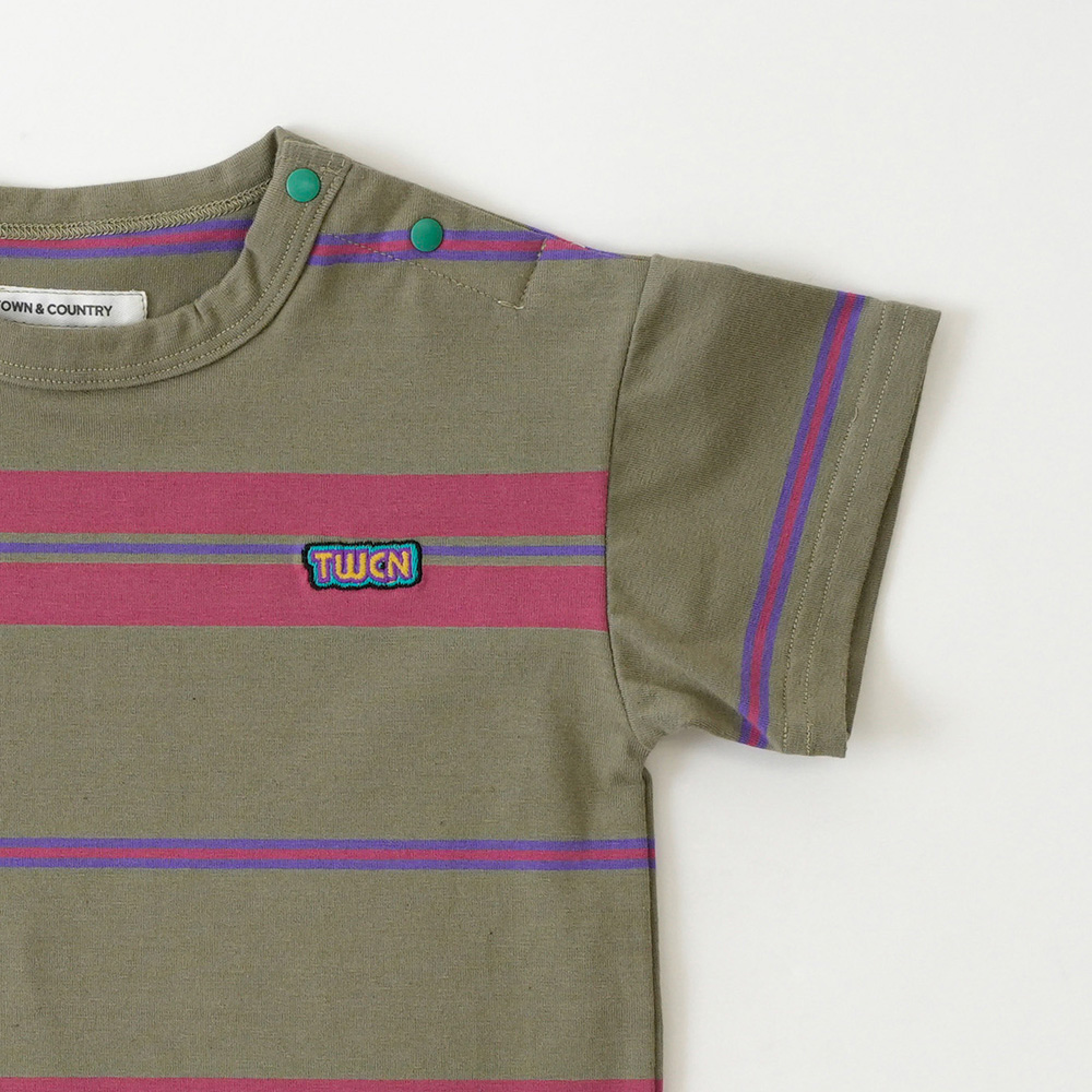 カーキベージュ