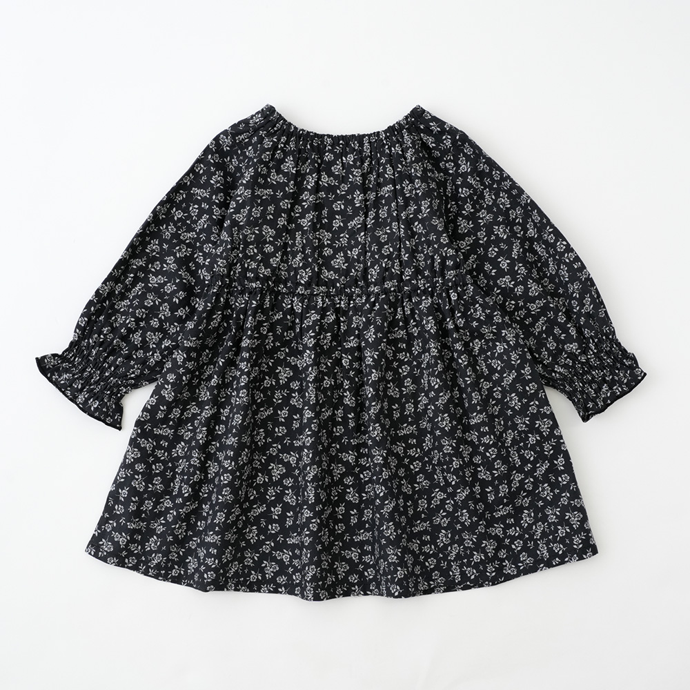 ブラックフラワー