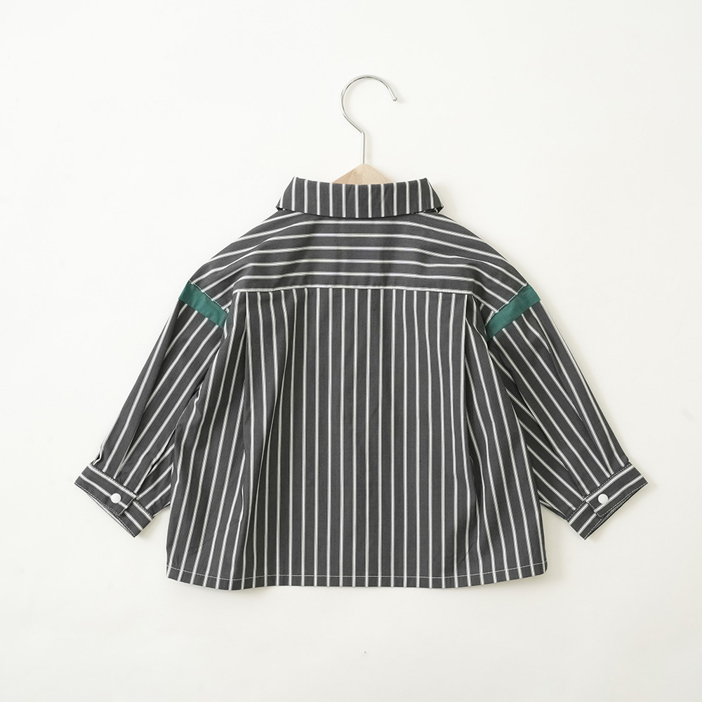 チャコールストライプ