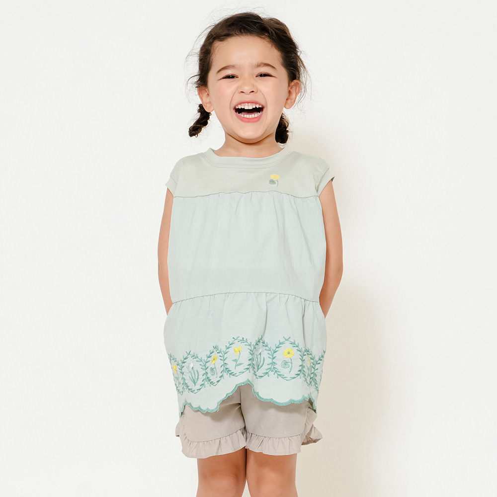 草花レースTシャツ