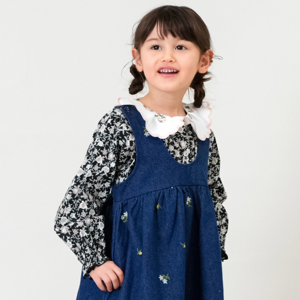 フラワー刺繍ブラウス