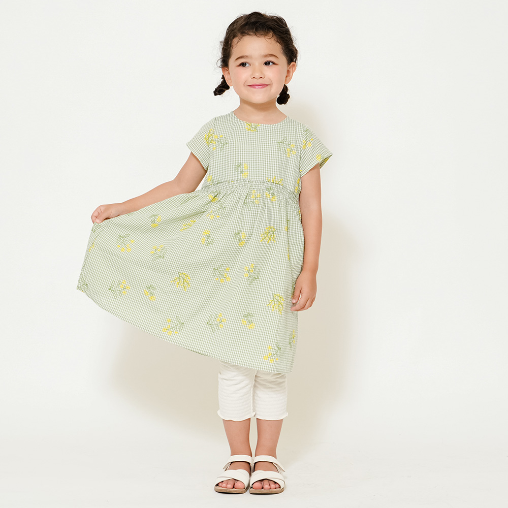 総柄刺繍ワンピース