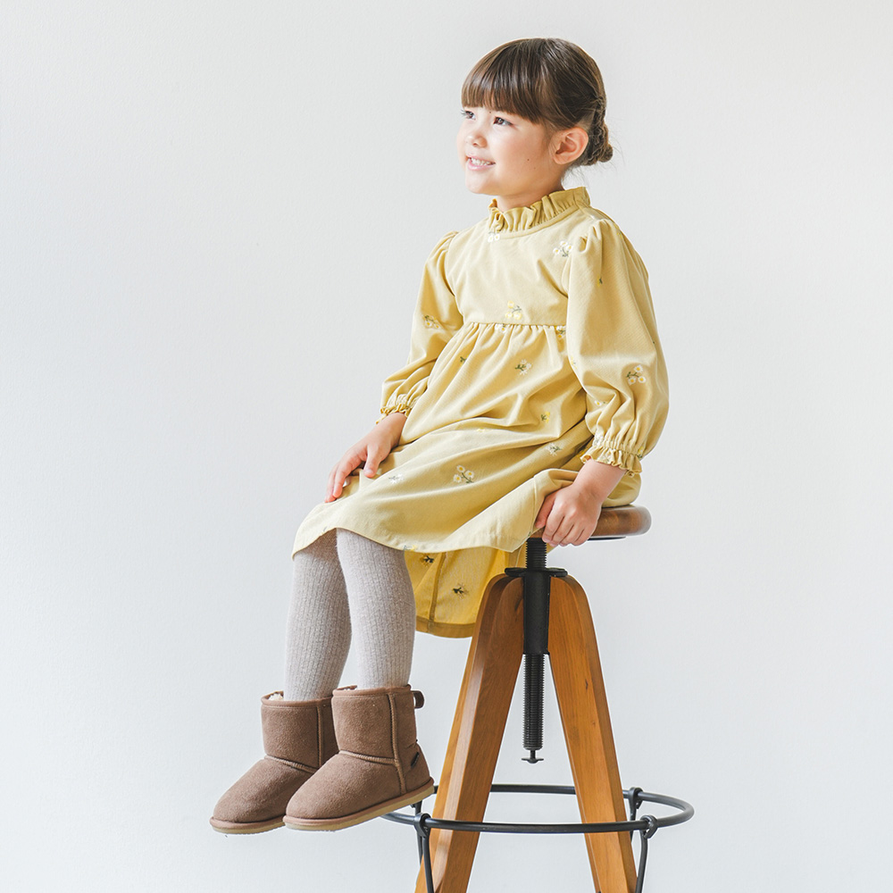 カモミール刺繍ワンピース