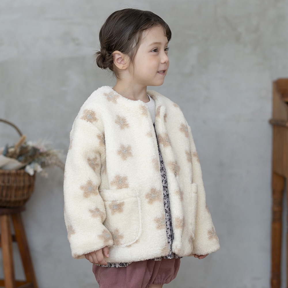 やわらかボアジャケット