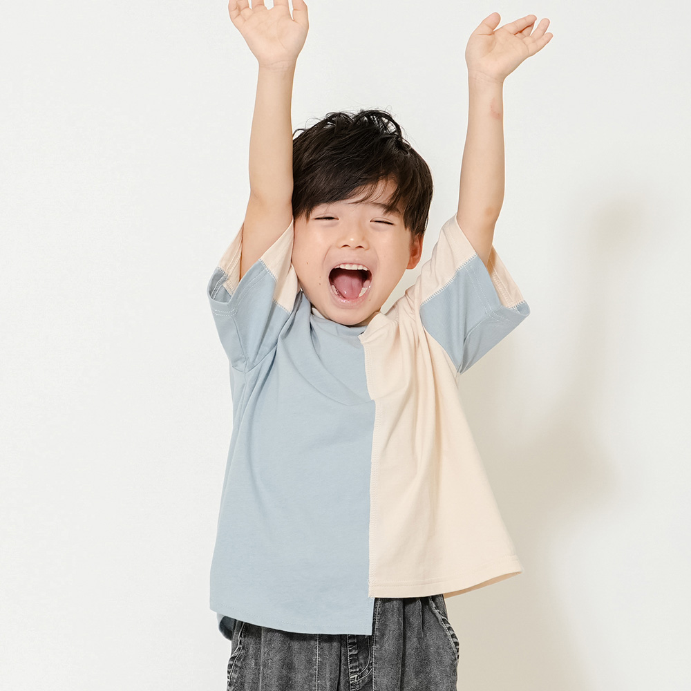 リメイク風配色Tシャツ