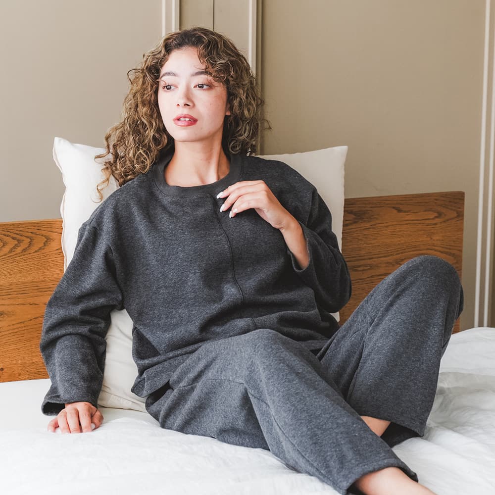 長袖バックスリットパジャマ