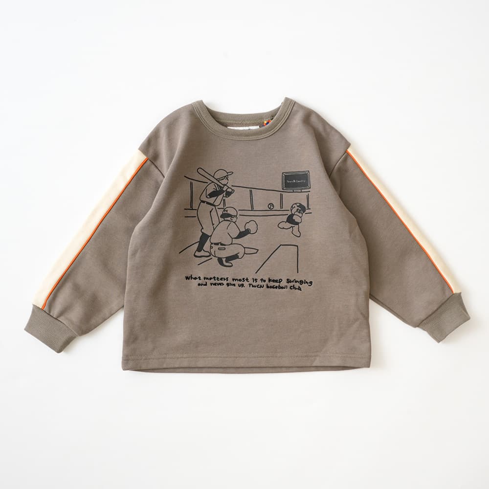 袖ライン切替プリントトレーナー